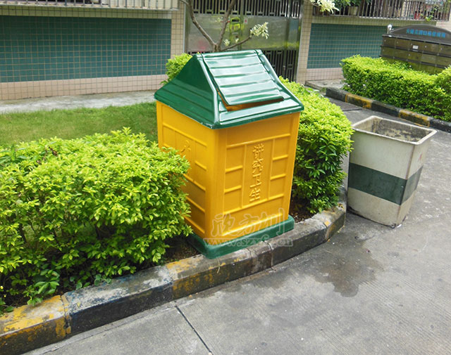 小區分類玻璃鋼垃圾桶