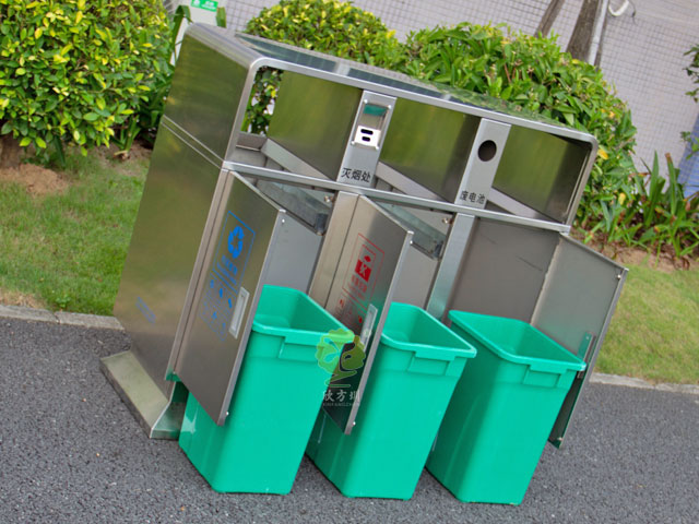 室外不銹鋼垃圾箱