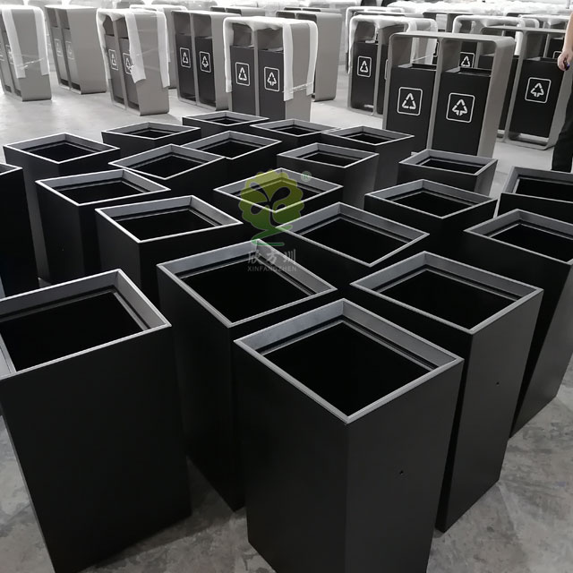 深圳福田城市形象更新果皮箱