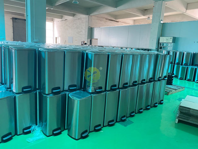 家用室內(nèi)不銹鋼腳踏果皮桶