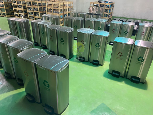 家用室內(nèi)不銹鋼腳踏果皮桶