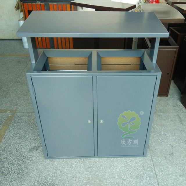 街道兩分類鋼木垃圾箱