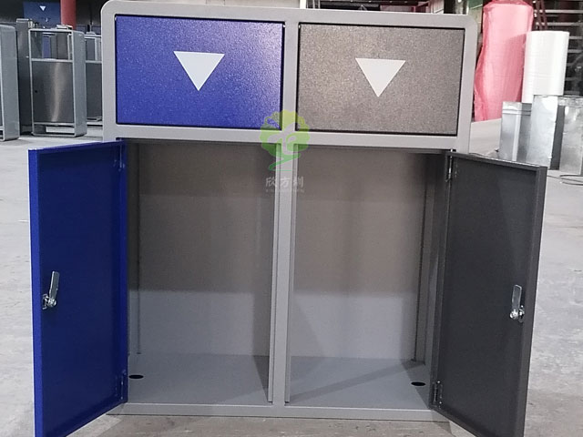 戶外分類垃圾箱